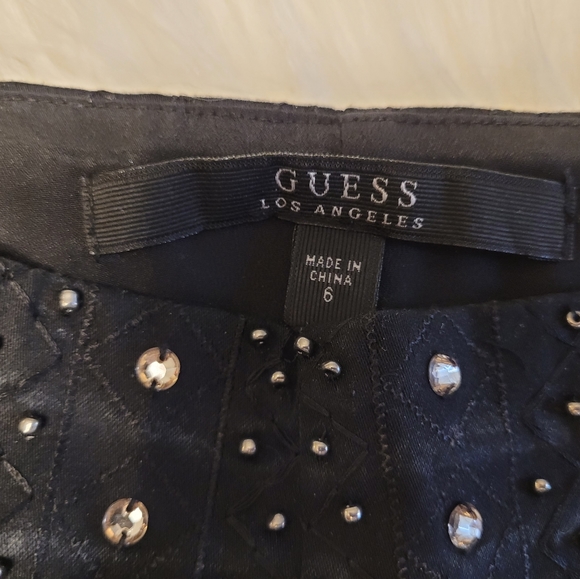 Guess shorts - Picture 3 of 4